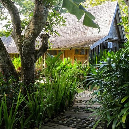 Chanteak Bali - Teak House 3 Джимбаран Екстер'єр фото