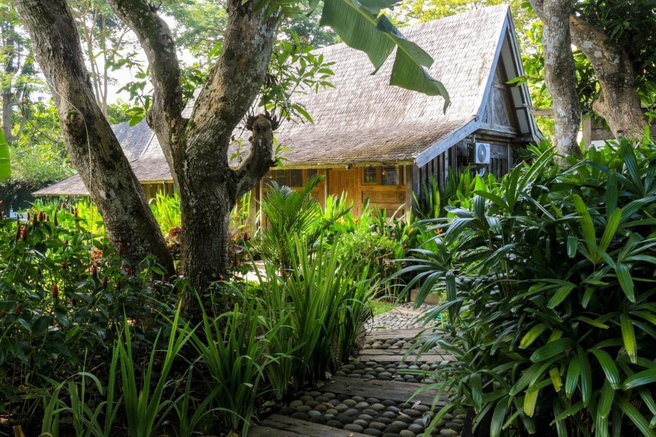 Chanteak Bali - Teak House 3 Джимбаран Екстер'єр фото